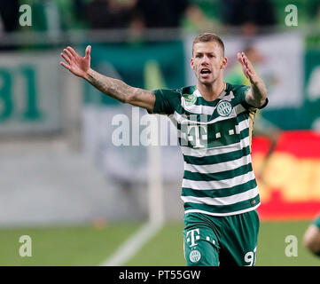 BUDAPEST, Ungarn - 6. Oktober: Roland Varga von Ferencvarosi TC reagiert während die ungarische OTP Bank Liga Match zwischen Ferencvarosi TC und DVSC an Groupama Arena am 6. Oktober 2018 in Budapest, Ungarn. Credit: Laszlo Szirtesi/Alamy leben Nachrichten Stockfoto