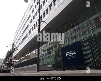 Paris, Frankreich. 31 Aug, 2018. Europas zweitgrößter Autobauer PSA ist von der Pariser Vorort von Rueil-Malmaison gesteuert. Rund 600 Menschen arbeiten im neuen Gebäude. Credit: Christian Böhmer/dpa/Alamy leben Nachrichten Stockfoto