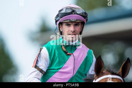 Lexington, KY, USA. 6. Okt, 2018. Oktober 06, 2018: Florent Geroux nach dem Thoroughbred Club von Amerika Staaten bei Keeneland Racecourse am Oktober 05, 2018 in Lexington, Kentucky. Evers/ESW/CSM/Alamy leben Nachrichten Stockfoto