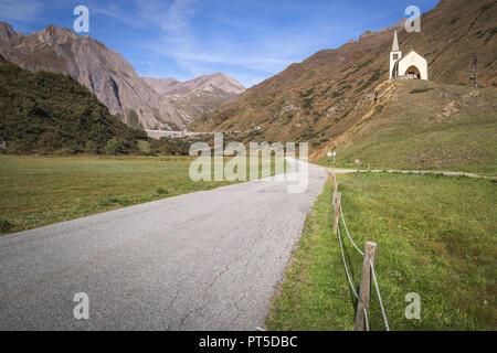 Die kleine Kirche von Riale (Formazza, Ossola, Piemont, Italien) Stockfoto