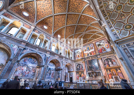 Beeindruckende Innenausstattung von San Maurizio Kirche in Mailand Stockfoto