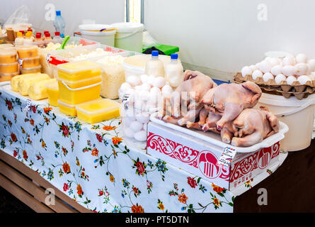 Samara, Russland - 22. September 2018: Verkauf von verschiedenen landwirtschaftlichen Produkte auf dem lokalen Farmers Market Stockfoto