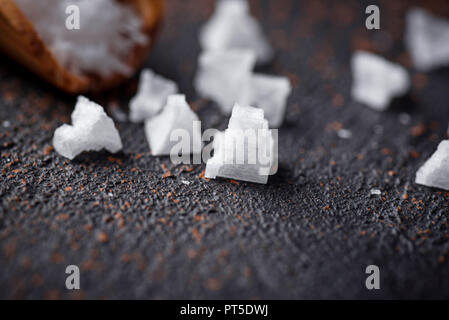 Pyramide Flocken von Meersalz. Stockfoto