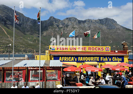 Berühmte Fisch auf den Felsen Fisch und Chips Restaurant in Hout Bay, Kapstadt, Südafrika Stockfoto