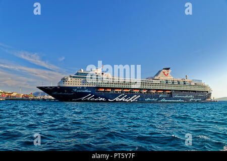 Tui Kreuzfahrtschiff "Mein Schiff 2' im Bodrum in der Türkei angedockt. Stockfoto