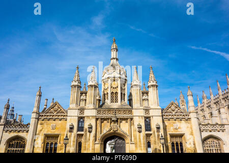 King's College Torhaus Eingang und Porters' Lodge, King's College, Universität Cambridge, mittelalterlichen gotischen Gebäude, King's Parade, Cambridge, Großbritannien Stockfoto