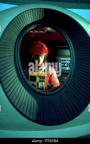 Original Film Titel: 2001: A Space Odyssey. Englischer Titel: 2001: A Space Odyssey. Jahr: 1968. Regie: STANLEY KUBRICK. Stars: KEIR DULLEA. Credit: M.G.M/Album Stockfoto