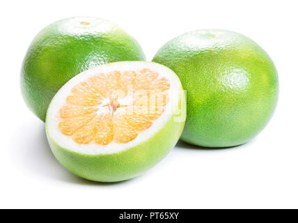 Frische reife sweety Grapefruits auf weißem Hintergrund Stockfoto