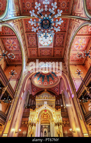 Innenraum der Synagoge (tabakgasse Synagoge) in Budapest, Ungarn Stockfoto