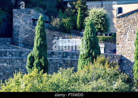 Dorf Montalcino in der Toskana, Italien, Europa Stockfoto