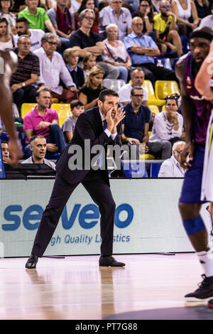 Ibon Navarro, Cheftrainer der Morabanc Andorra in Aktionen während der Liga Endesa Match zwischen dem FC Barcelona Lassa und Morabanc Andorra am 07. Oktober 2018 Palau Blaugrana, in Barcelona, Spanien. 7 Okt, 2018. Quelle: AFP 7/ZUMA Draht/Alamy leben Nachrichten Stockfoto