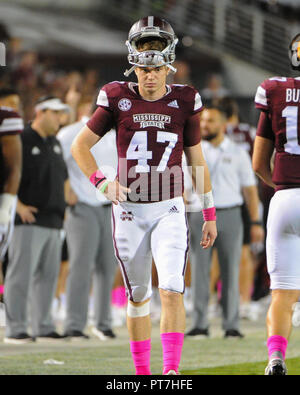 Starkville, MS, USA. 06 Okt, 2018. Mississippi State Kicker, JACE CHRISTMAN (47), während der NCAA Football Spiel zwischen der Auburn Tiger und der Mississippi State Bulldogs bei Davis Wade Stadium in Starkville, MS. Mississippi State besiegt Auburn, 23-9. Kevin Langley/CSM/Alamy leben Nachrichten Stockfoto