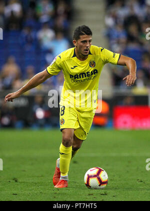 7. Oktober 2018, Cornella-El Prat, Cornella de Llobregat, Barcelona, Spanien; La Liga Fußball, Espanyol gegen Villareal; Pablo Fornals von Villarreal CF mit der Kugel Stockfoto