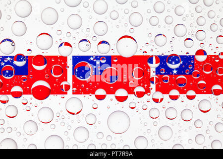 Flaggen Samoa hinter ein Glas mit Regentropfen fallen. 3D-Darstellung Stockfoto