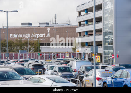 Der Flughafen Edinburgh, Parkplätze Stockfoto