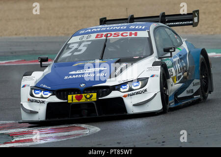 Misano Adriatico, Italien - 25. August 2018: EIN SAMSUNG BMW M4 DTM des BMW Team RMR, von Philipp Ger angetrieben, während der Rennen in der DTM in Misano Misano Stockfoto