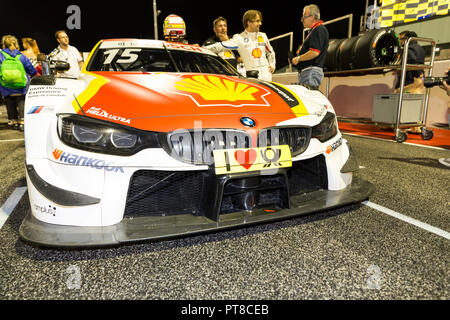 Misano Adriatico, Italien - 25. August 2018: Autos bereiten Sie das Grid am Anfang während der Rennen in der DTM in Misano Misano World Circuit zu verlassen. Stockfoto