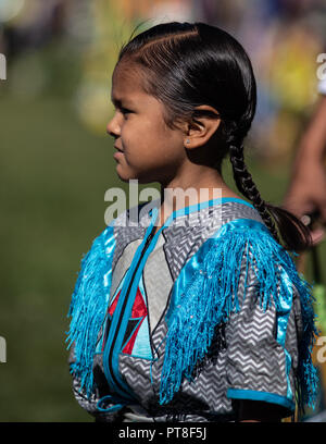 Die Teilnehmer tanzen Native American style Stillwater Pow Wow in Anderson, Kalifornien. Stockfoto