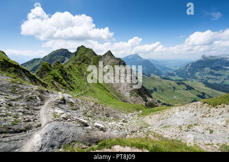 Wandern auf den Hardergrat ridge und Route, Interlaken, Schweiz, EU Stockfoto