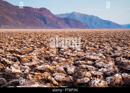 Devils Golf Course in Badwater Basin im Death Valley National Park, California, Stockfoto