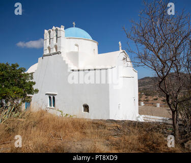 Die Griechisch-orthodoxe Kirche von Agia Varvara zwischen Kamares und Apollonia auf der griechischen Insel Milos in den Kykladen Stockfoto