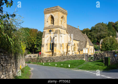 Kirche des hl. Barnabas, Snowshill, Gloucestershire, England, Vereinigtes Königreich Stockfoto