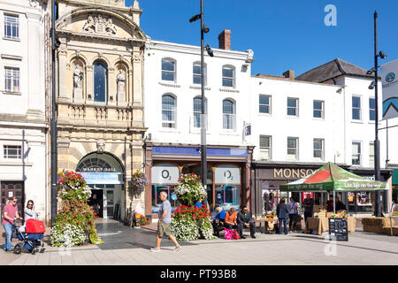 Eingang zur Markthalle, High Street, Hereford, Herefordshire, England, Vereinigtes Königreich Stockfoto