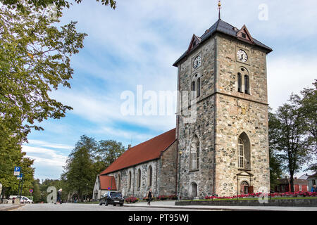 Trondheim, Norwegen - 29. August 2018: Panorama der Muttergottes der lutherischen Kirche in der Kongens gate St im Zentrum der Stadt. Stockfoto