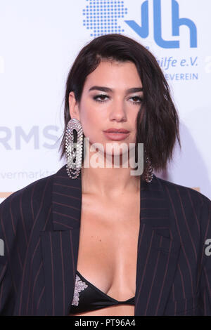 Gäste und VIPs die Teilnahme an der German Radio Award 2018 (Deutscher Radiopreis 2018) Mit: Dua Lipa Wo: Hamburg, Deutschland Wann: 07 Sep 2018 Credit: Becher/WENN.com Stockfoto