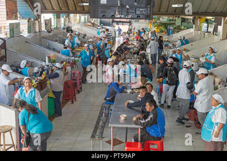 Hl. Johannes von Sangolqui Food Market, Ecuador, Stockfoto