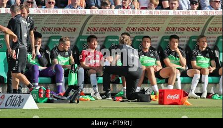 Hannover, Deutschland. 06 Okt, 2018. Deutschland, Hannover, 06.10.2018, Fußball, Bundesliga, Saison 2018/2019, 7. Spieltag Hannover 96 - VfB Stuttgart: Takuma Asano (Hannover 96), DFL-Bestimmungen verbieten die Verwendung von Fotografien als BILDSEQUENZEN UND/ODER QUASI VIDEO, Kredit: Robin Rudel | Verwendung weltweit/dpa/Alamy leben Nachrichten Stockfoto