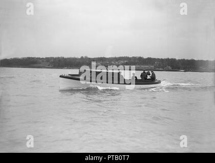 Mitcham 35 ft Stahl Motor starten. Schöpfer: Kirk & Söhne von Cowes. Stockfoto