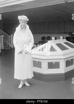 An Bord der Queen Mary' HMY Victoria and Albert', 1935. Schöpfer: Kirk & Söhne von Cowes. Stockfoto