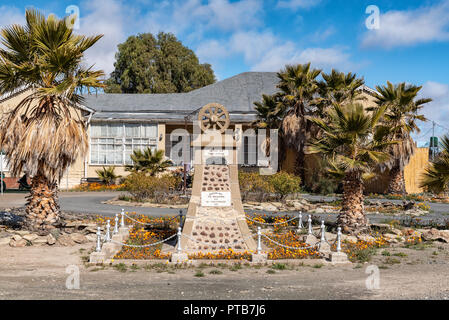 FRASERBURG, SÜDAFRIKA, August 7, 2018: Ein Denkmal für die Hundertjahrfeier des Grossen Trek von 1838, in Fraserburg in der Northern Cape Stockfoto