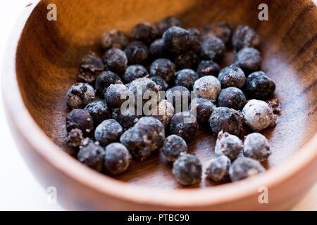 Schwarz Roh Tapioka Perlen in Houten. Organisches Produkt. Stockfoto
