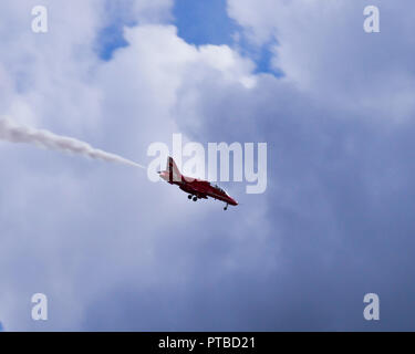 Rote Pfeile an am Flughafen Norwich. Stockfoto