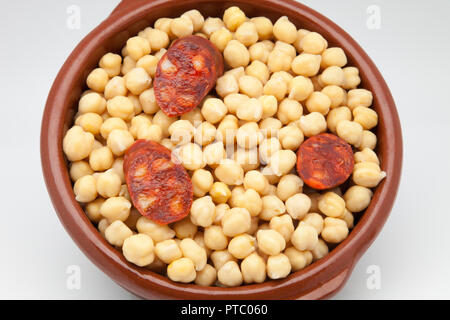 Kichererbsen Eintopf in einem Schlammes Stockfoto