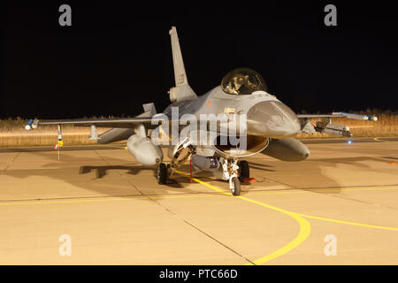 Leeuwarden Feb 6 2018: Night Flight Training Stockfoto