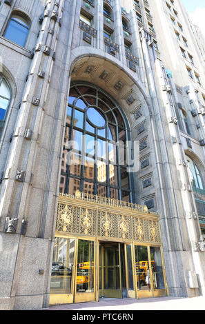 Die berühmten Art déco-Wolkenkratzer, die Fisher Building, von Albert Khan im Jahr 1928, im Zentrum von Detroit, Michigan, USA Stockfoto