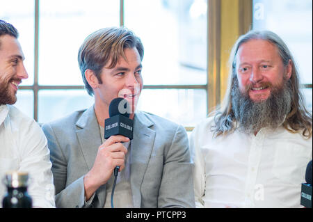 2018 Toronto Film Festival 'Haus des Hosts Aurora' ein Interview mit den Schauspielern von Outlaw King' Mit: Aaron Taylor-Johnson, Chris Pine, David Mackenzie Wo: Toronto, Kanada, wenn: 7. Sep. 2018 Credit: Lu Chau/WENN.com Stockfoto