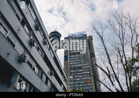 Western City Gate oder Genex Turm (erbaut 1979, Architekt Mihajlo Mitrović), neue Belgrad (Novi Beograd), Belgrad, Serbien, Balkan, September 2018 Stockfoto