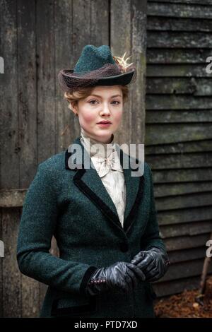 Original Film Titel: Lady Chatterley Liebhaber. Englischer Titel: LADY CHATTERLEY LIEBHABER. Jahr: 2015. Regie: JED MERCURIO. Stars: HOLLIDAY GRAINGER. Credit: Hartswood Serena Cullen Filme/Produktionen/Album Stockfoto