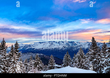 Brenta Dolomiten Monte Bondone gesehen Stockfoto