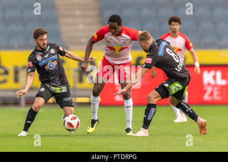 Otar Kiteishvili (Sturm Graz) Enock Mwepu (Red Bull Salzburg) Sandi Lovric (Sturm Graz) während der Österreichischen "Tipico Bundesliga" Match zwischen Sturm Graz 1-2 Red Bull Salzburg bei Merkur Arena am 07. Oktober 2018 in Graz, Österreich. (Foto von Maurizio Borsari/LBA) Stockfoto