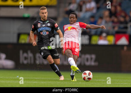 Enock Mwepu (Red Bull Salzburg) Sandi Lovric (Sturm Graz) während der Österreichischen "Tipico Bundesliga" Match zwischen Sturm Graz 1-2 Red Bull Salzburg bei Merkur Arena am 07. Oktober 2018 in Graz, Österreich. (Foto von Maurizio Borsari/LBA) Stockfoto