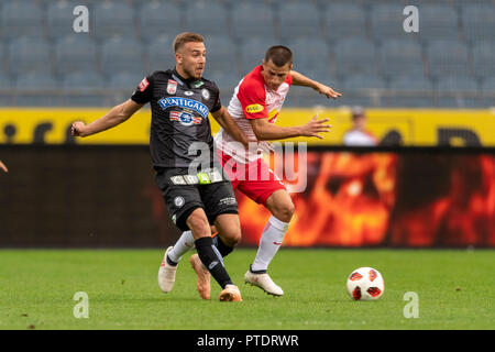 Sandi Lovric (Sturm Graz) Stefan Lainer (Red Bull Salzburg) während der Österreichischen "Tipico Bundesliga" Match zwischen Sturm Graz 1-2 Red Bull Salzburg bei Merkur Arena am 07. Oktober 2018 in Graz, Österreich. (Foto von Maurizio Borsari/LBA) Stockfoto