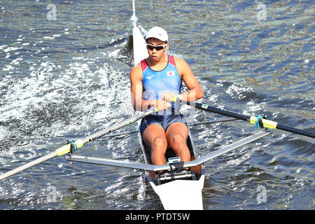 Buenos Aires, Argentinien. 8. Oktober, 2018. Syunsuke Shimada (JPN) Rudern: Männer Single Sculls in Buenos Aires 2018 Youth Olympic Games in städtischen Park in Buenos Aires, Argentinien. Credit: Naoki Nishimura/LBA SPORT/Alamy leben Nachrichten Stockfoto