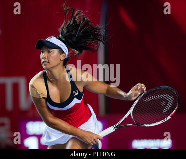Oktober 9, 2018 - Priscilla Hon von Australien in Aktion bei ihrem Auftaktspiel bei der AUFSICHTSRECHTLICHEN 2018 Hong Kong Tennis Open WTA International Tennis Turnier Quelle: AFP 7/ZUMA Draht/Alamy leben Nachrichten Stockfoto