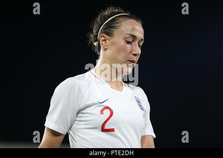 Das Craven Cottage, London, UK. 9. Okt., 2018. Internationaler Fußball Frauen freundlich, England und Australien; Lucy Bronze von England Credit: Aktion plus Sport/Alamy leben Nachrichten Stockfoto