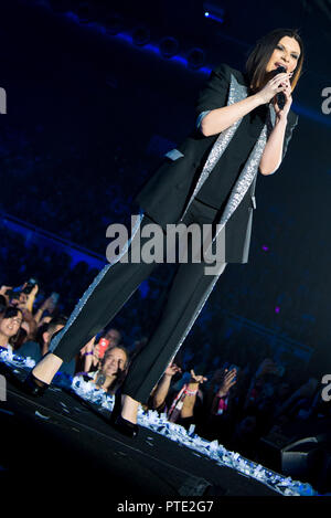 Padua, Italien. 9. Okt. 2018. Laura Pausini führt in Padua (Italien) Quelle: Denis Ulliana/Alamy leben Nachrichten Stockfoto